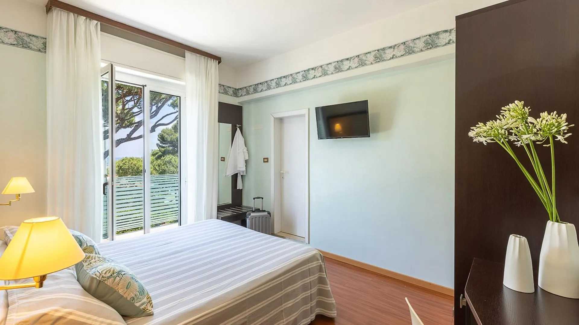 Hotel Adriatica Riccione