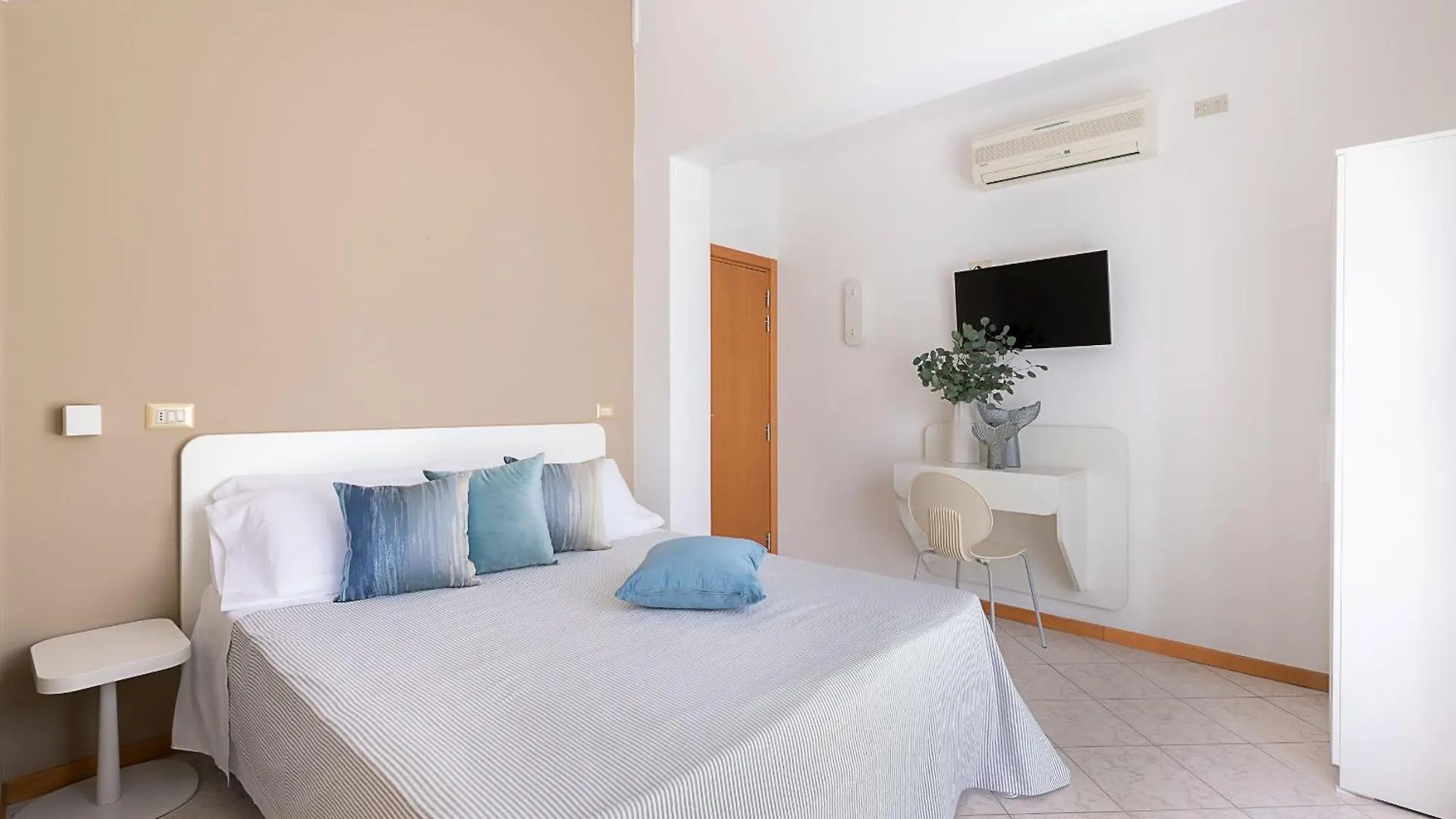 Hotel Adriatica Riccione