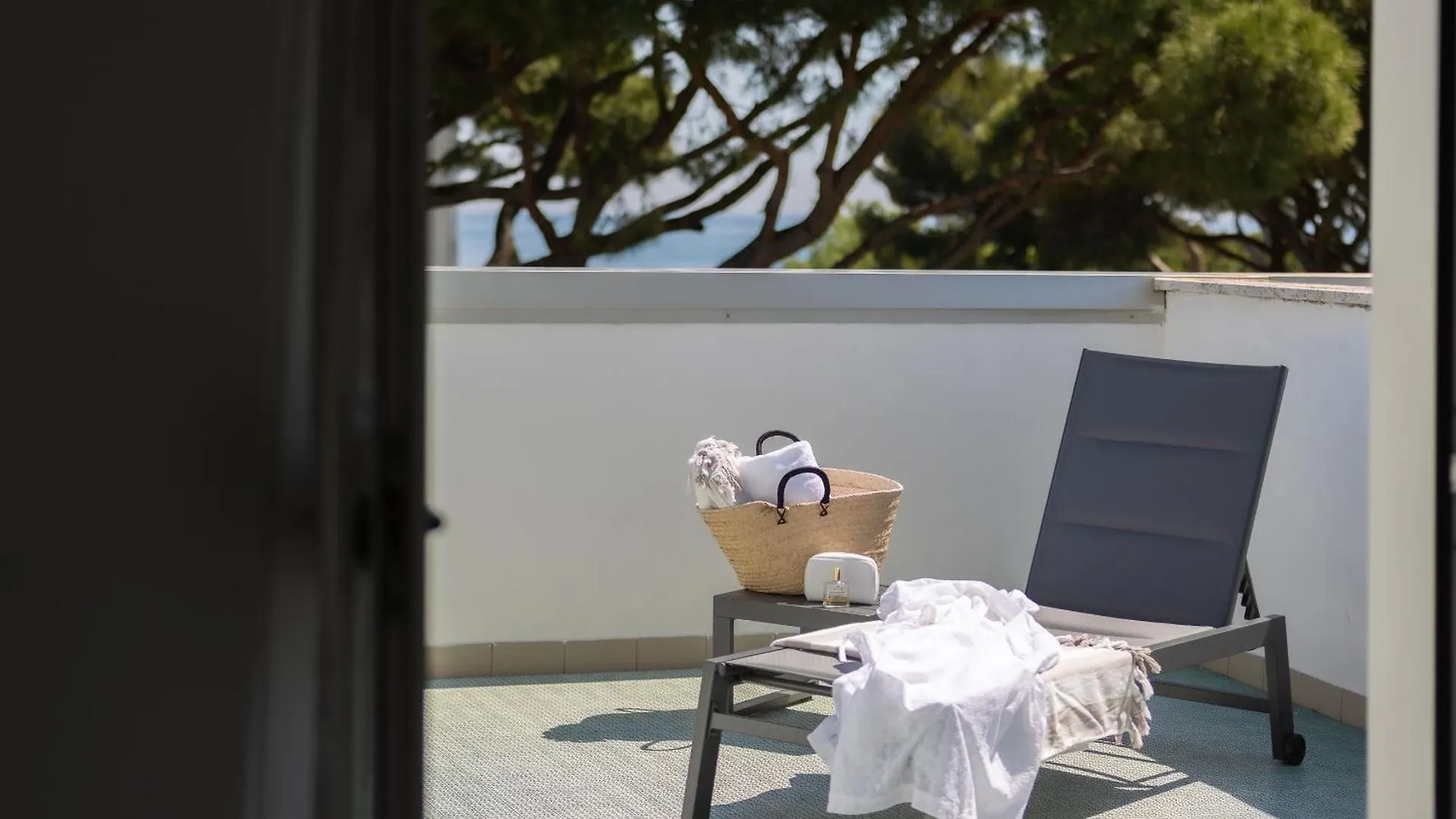 Hotel Adriatica Riccione 3*,