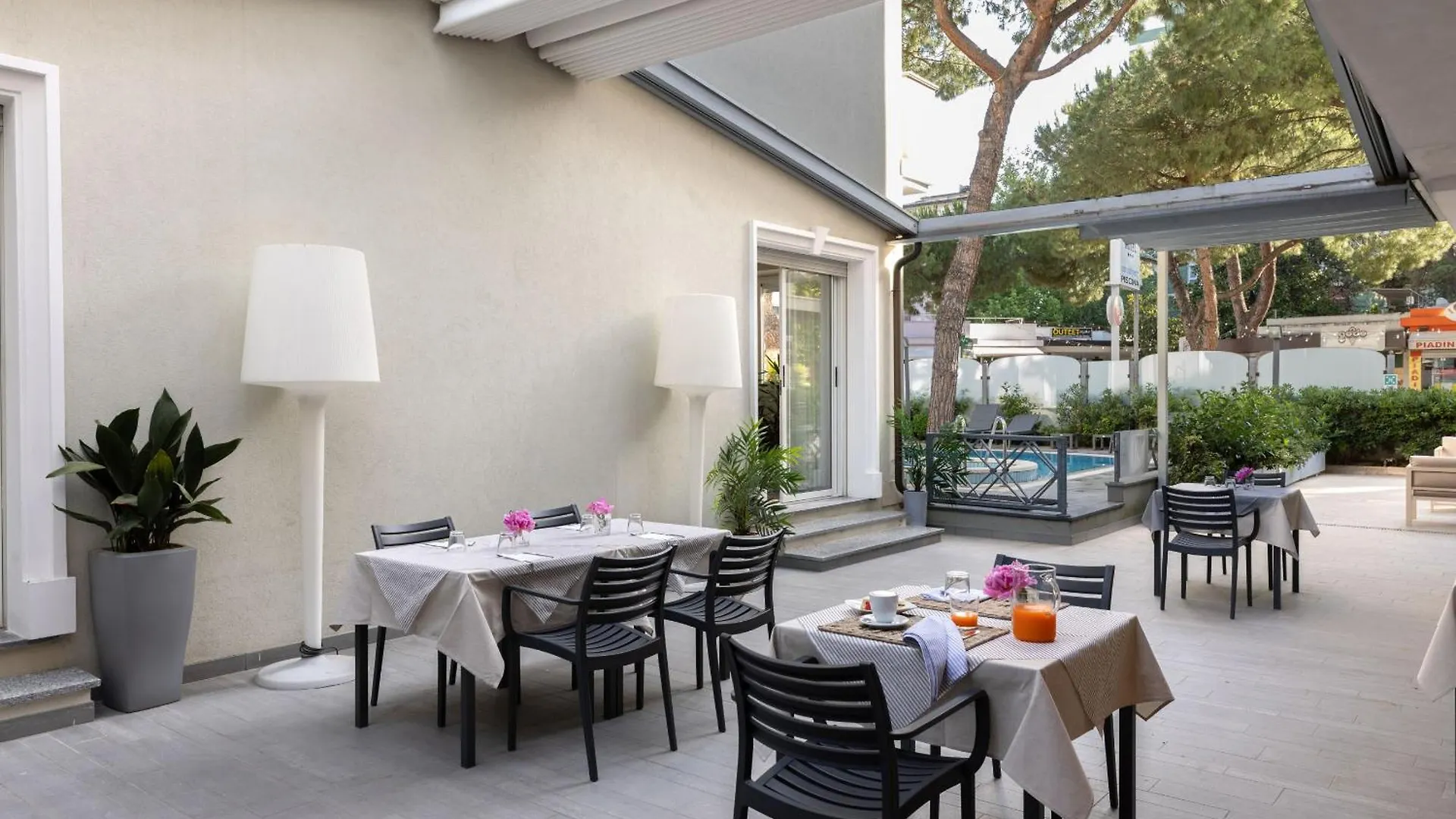 Hotel Adriatica Riccione